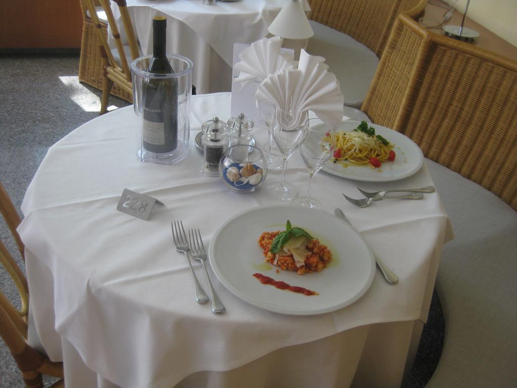 Suite Erica Lignano Hotel Lignano Sabbiadoro Exterior photo